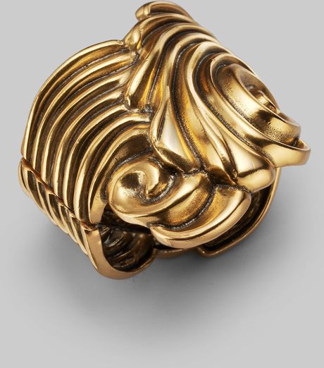 Oscar De La Renta Coquillage Bracelet in Gold - Lyst