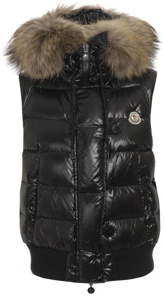 Moncler Tarn Quilted Gilet with Racoon Fur Trimmed Hood - Lyst