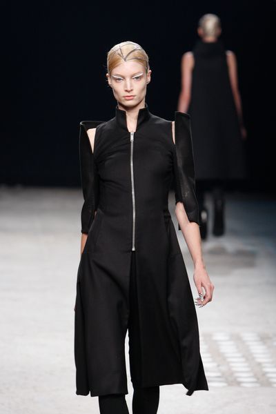 Gareth Pugh Spring 2012 Black Long Zipped Cut Out Coat With High Collar in Black - Lyst
