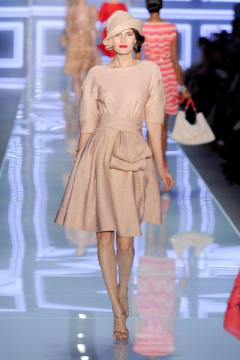 Dior Spring 2012 Gold T-Strap Sandals - Lyst