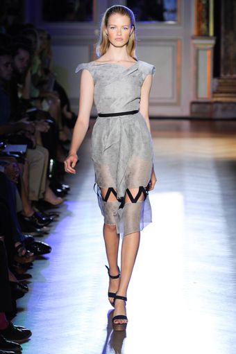 Roland Mouret Spring 2012 Black Leather Platform Sandals - Lyst