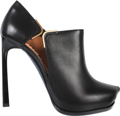 Lanvin Calfskin Heels Ankleboots with Cuts in Black - Lyst