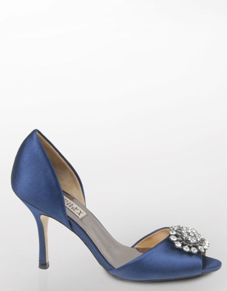 navy lace pumps