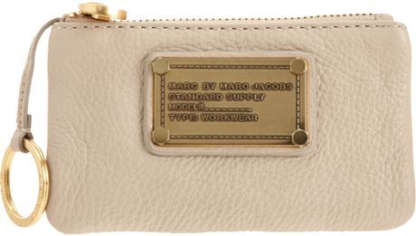 Marc By Marc Jacobs Key Pouch in Beige (gold) - Lyst