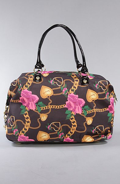 betsey johnson heart bag