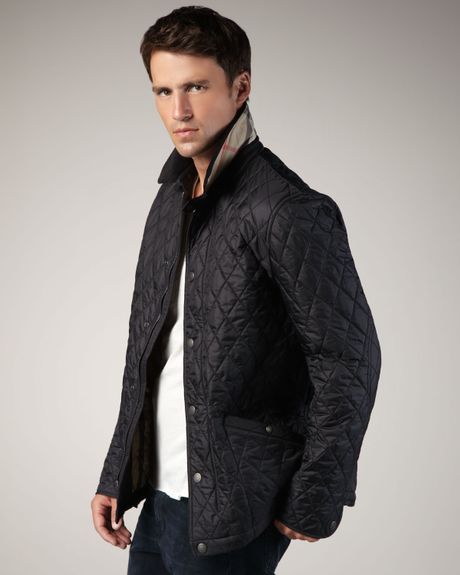 burberry classic quilted jacket in black