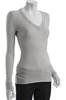 Inhabit Cement Cashmere Blend Exposed Seam V-neck Sweater - Lyst
