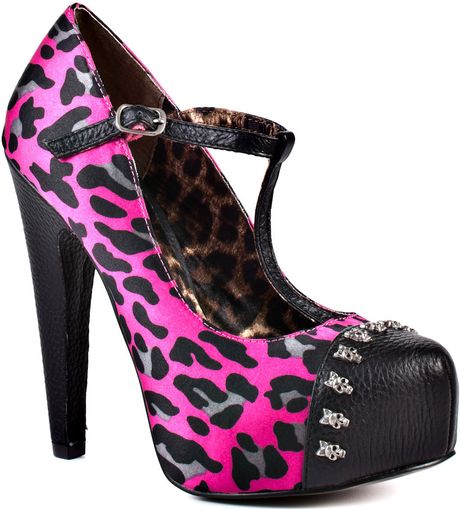 Betsey Johnson Mortica in Pink (leopard) - Lyst