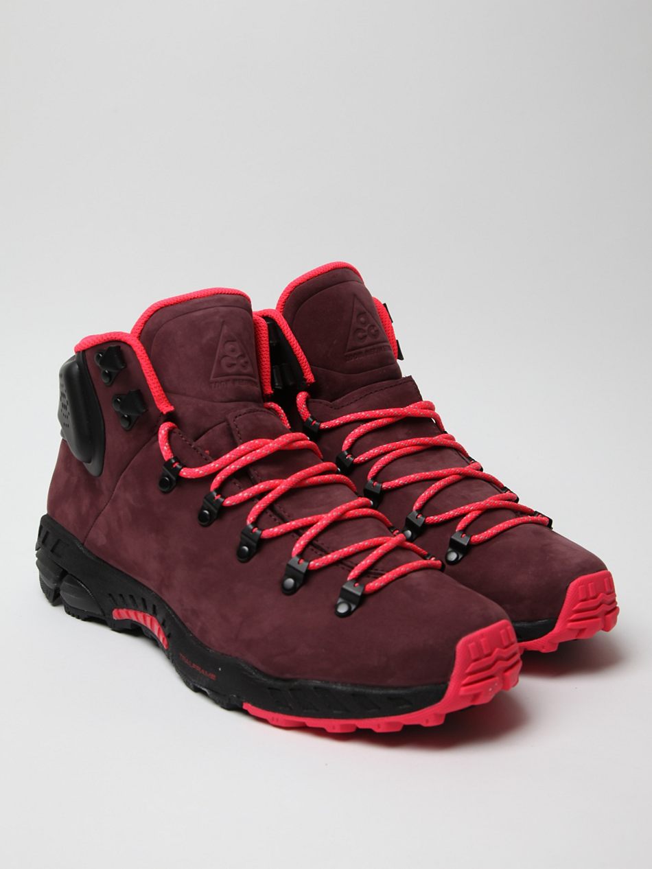 nike trail boots