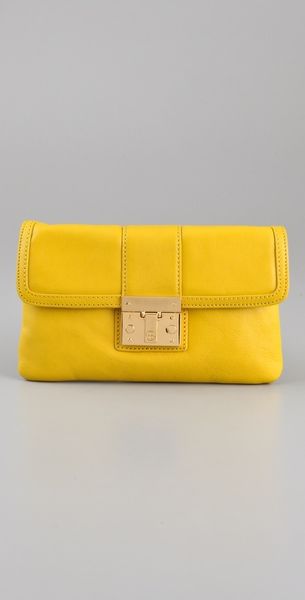Tory Burch Norah Envelope Bag in Yellow (lemon) - Lyst