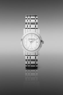 Burberry Round Dial Bracelet Watch - Lyst