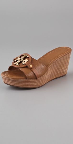 tory burch tan slides