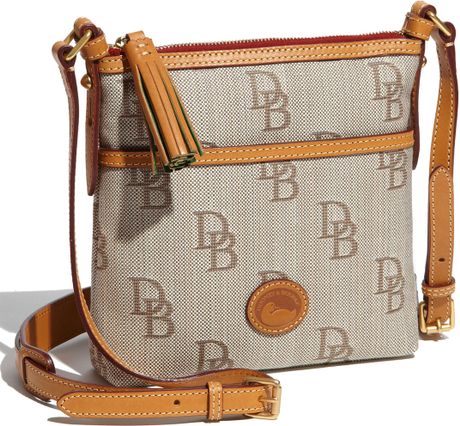 dooney and bourke signature crossbody bag