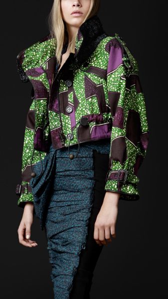 Burberry Prorsum Cropped Crochet Parka in Green (emerald) - Lyst