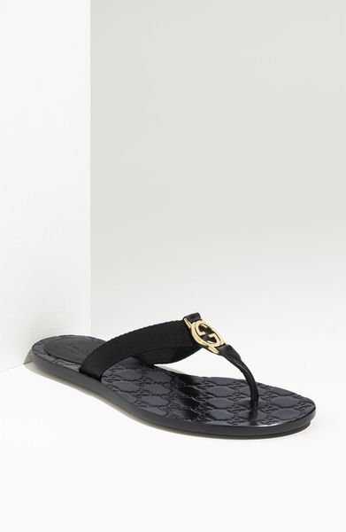 black gucci flops