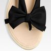 Nina Ricci Leather Bow Thong Sandals in Black - Lyst