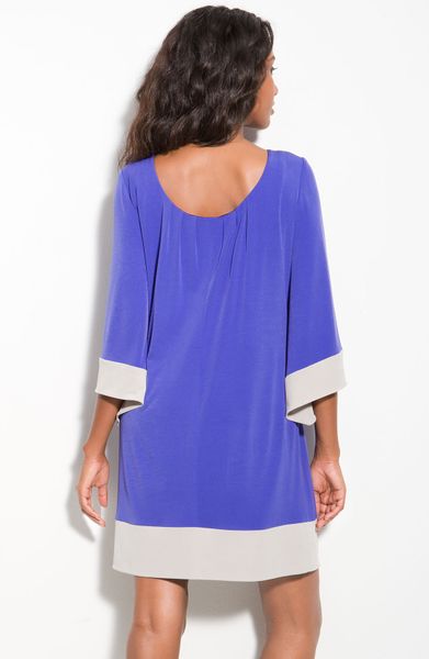 Donna Ricco Bell Sleeve Jersey Shift Dress in Blue (grey purple)