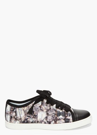  Cap Toe Sneakers 