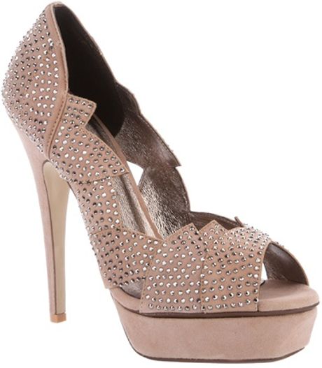 Jeffrey Campbell Stud Embellished Pump in Beige (nude) - Lyst