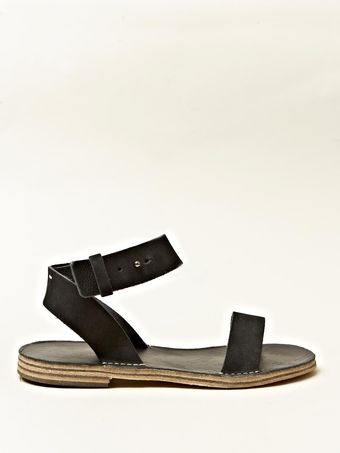  22 Womens Leather Strap Sandals 