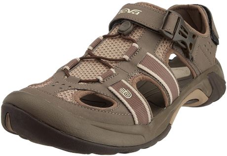 teva mens closed toe sandals