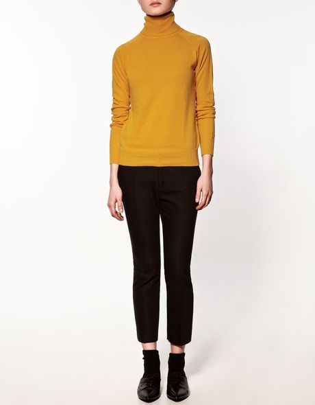 mustard turtleneck outfit