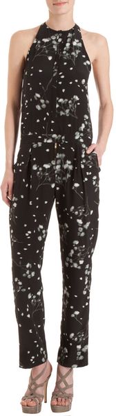  Sleeveless Jumpsuit 