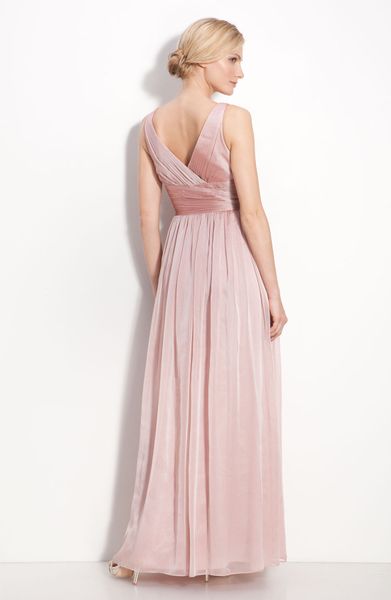 monique lhuillier blush gown