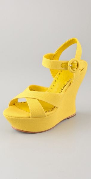 Alice + Olivia Juliet Canvas Sandals - Lyst