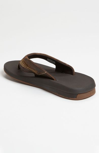 Sanuk Switch Leather Flip Flop in Brown for Men | Lyst