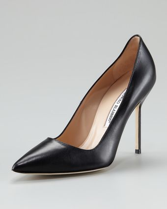 Manolo Blahnik Bb Pointed Toe Pump - Lyst