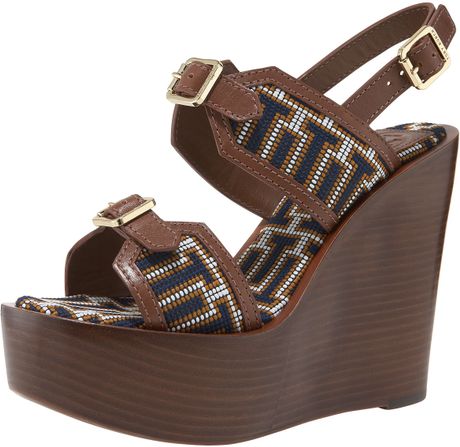 Tory Burch Florian Needlepoint Wedge in Brown (almond) - Lyst