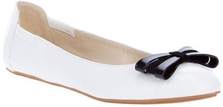 Armani Bow Detail Ballet Pump in White - Lyst
