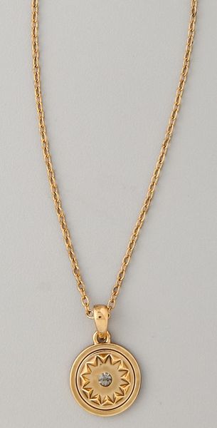 House Of Harlow Small Sunburst Pendant Necklace in Gold - Lyst