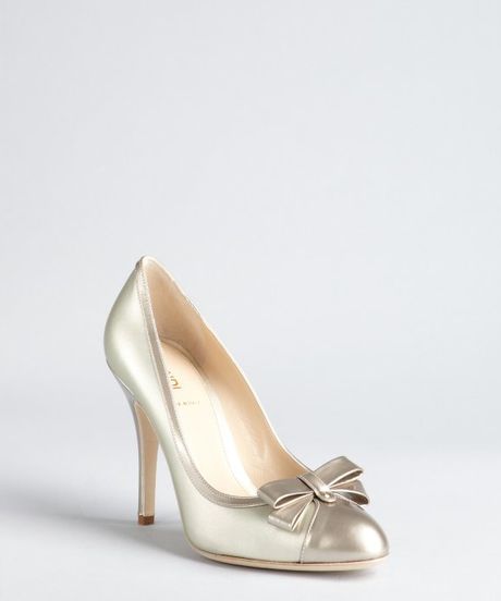 Fendi Platinum Twotone Leather Bow Detail Pumps in Gold (grey) - Lyst