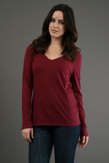 Michael Stars Slim Slouch V Neck in Garnet - Lyst
