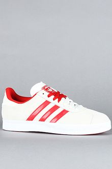 Adidas The Gazelle 2 Suede Sneaker in Legacy Light Scarlet White - Lyst