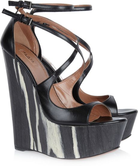 Alaïa Leather and Wood Platform Wedges in Black - Lyst