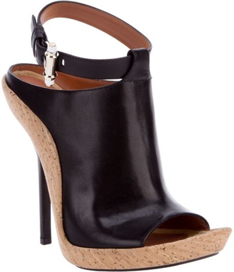 Givenchy Open Toe Sandal in Black - Lyst