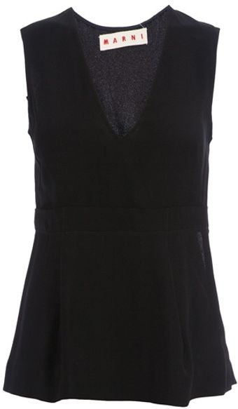  Sleeveless Top 
