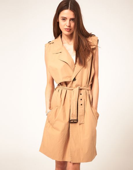 Ganni Ganni Sleeveless Trench Coat in Brown (beige) - Lyst