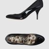 Sam Edelman Sam Edelman Closedtoe Slipons in Black - Lyst