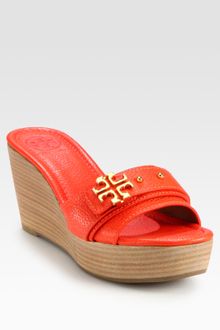 Tory Burch Elina Pebbled Leather Logo Wedge Sandals - Lyst