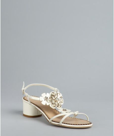 Dior Flower Detail Sandals in Beige (cream) - Lyst