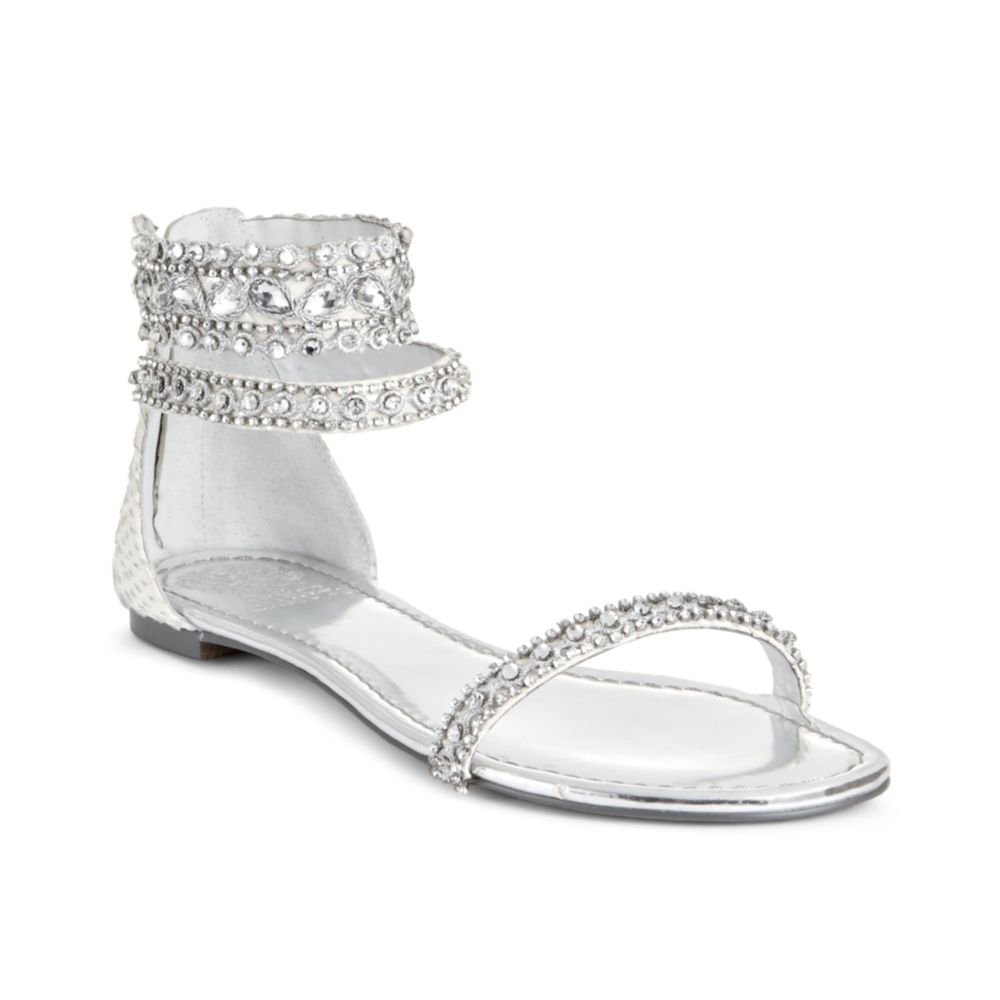 vince camuto leather flat sandals