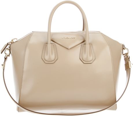 Givenchy Antigona Medium Tote in Beige (nude) - Lyst