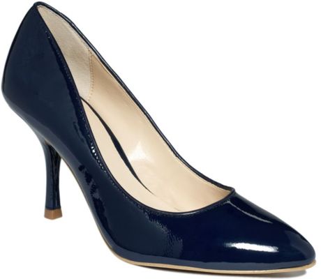 jones ballet pumps