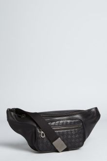 Bottega Veneta Black Intrecciato Leather Belt Bag - Lyst