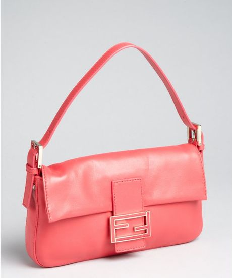 Fendi Red Leather Logo Buckle Baguette in Pink (red) - Lyst