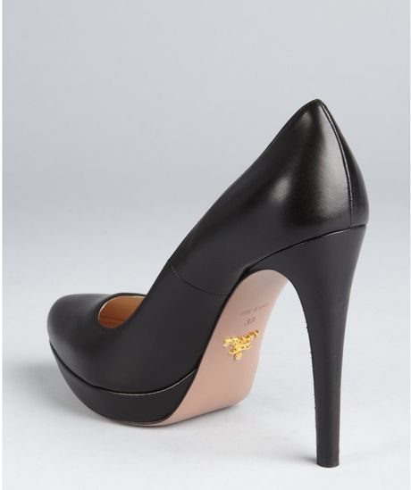 prada patent leather platform pumps